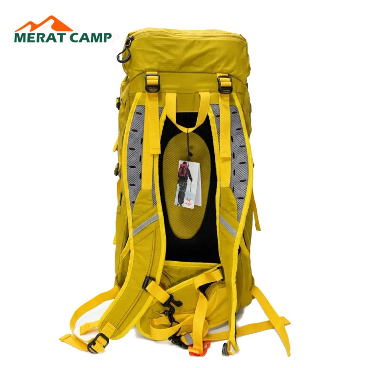 کوله پشتی ۴۰ لیتری آرکتریکس مدل ARRIO 40